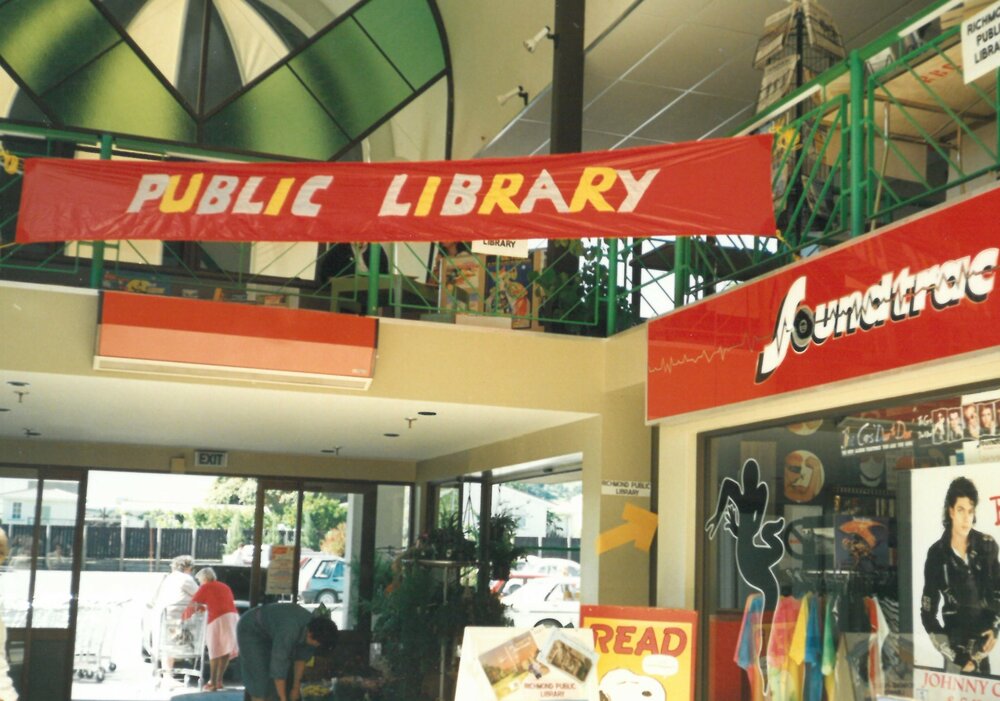 Pop Up library at the Village Mall 1990s