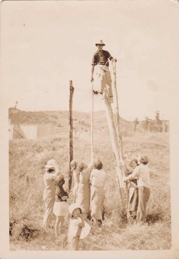 Hop garden hop lines work 1937