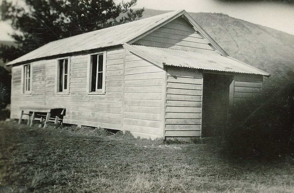 Sunnyside School, Golden Bay / Mohua