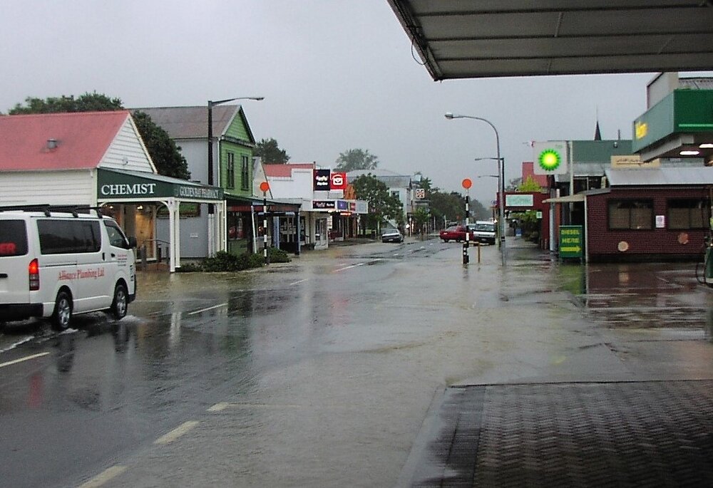 Commercial Street Tākaka 2008