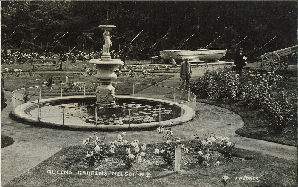 Queen's Gardens fountain