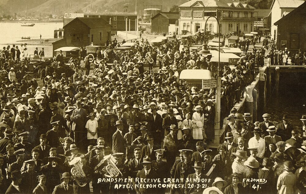 Bandsmen receive great sendoff after contest