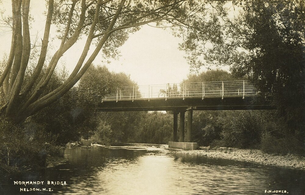 The old Normanby Bridge