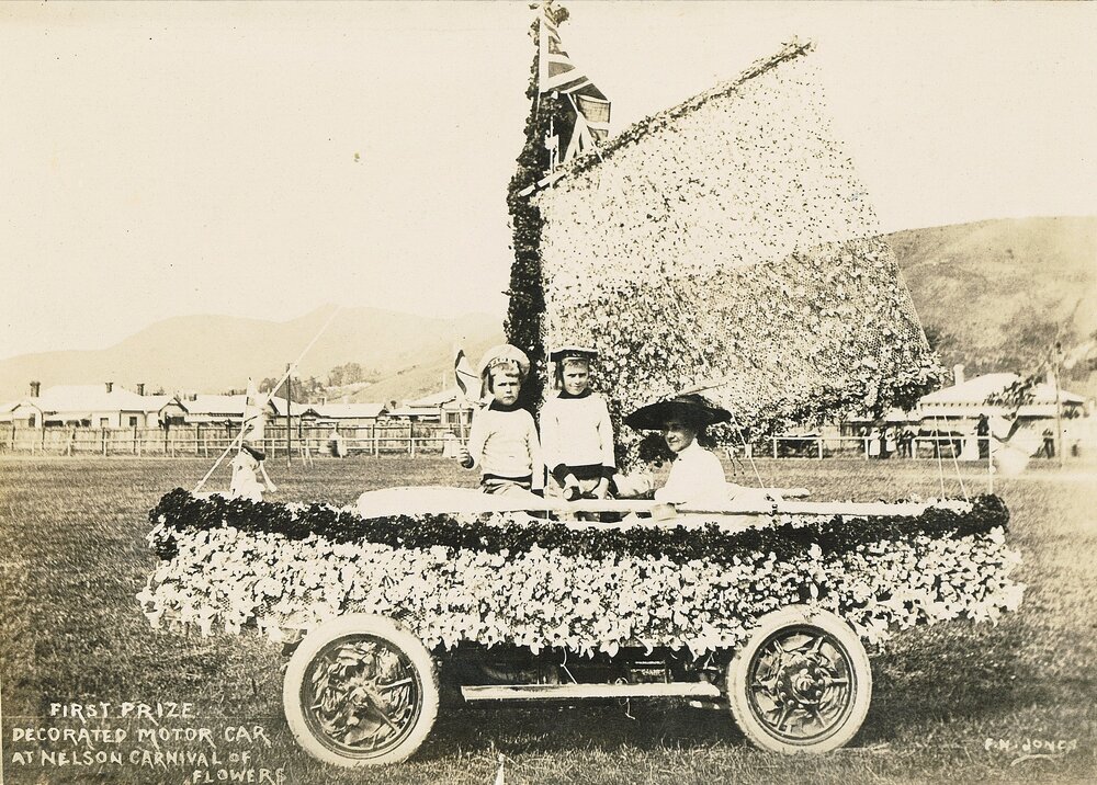 Nelson Carnival of Flowers first place winner
