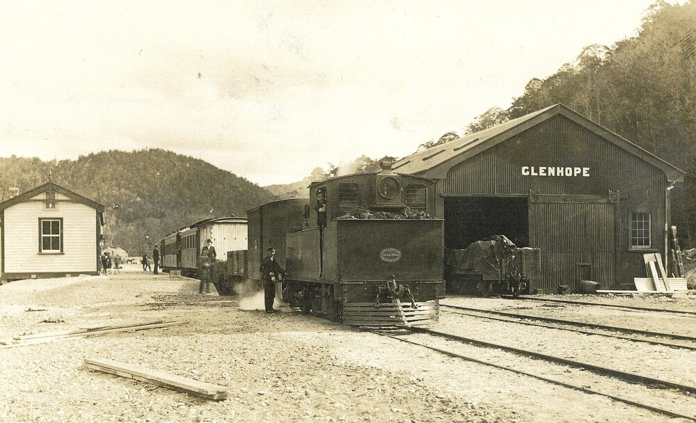 Glenhope Railway Station and train