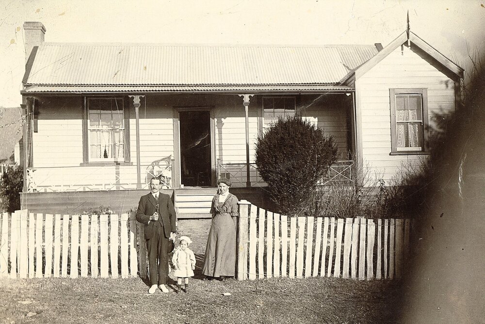 Postcard of Tophouse