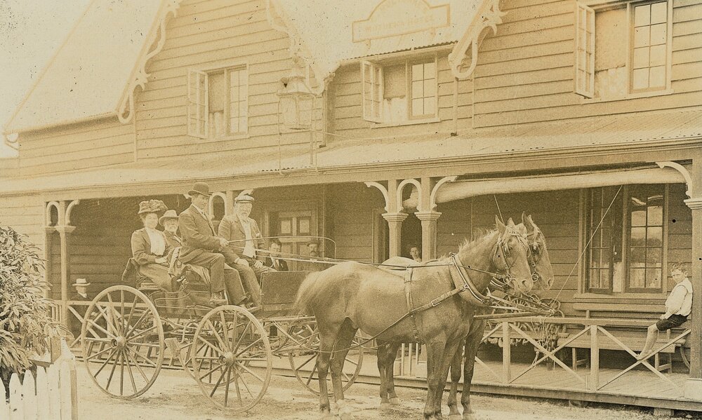 C Holyoake's Motueka Hotel 