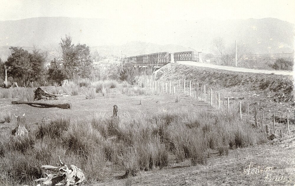 Aorere Bridge approach