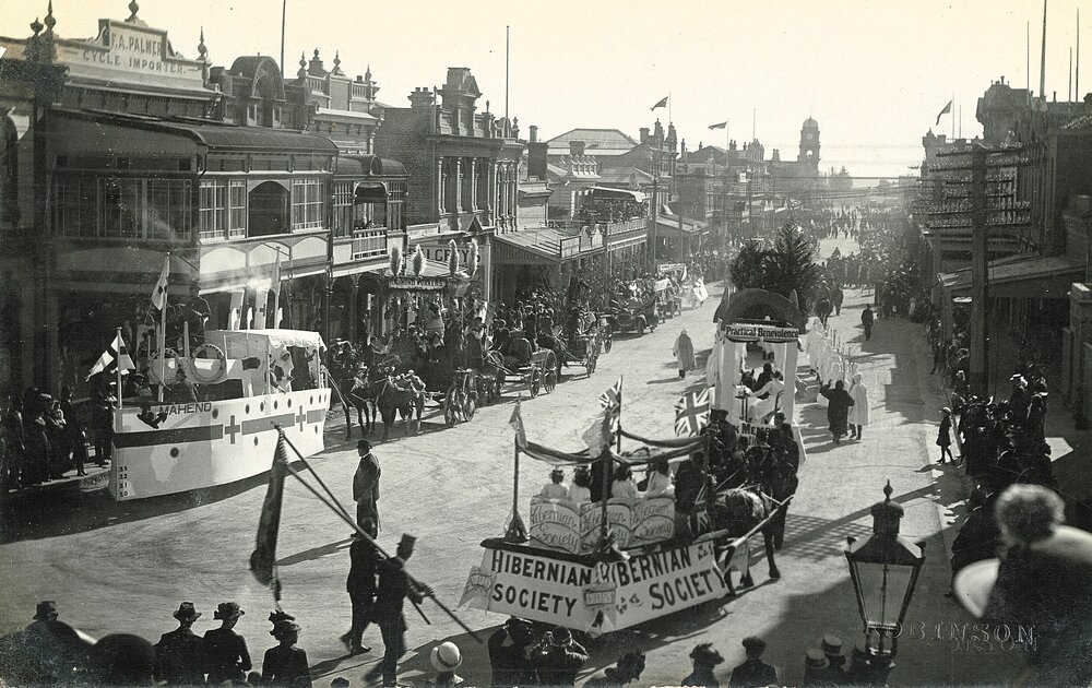 Hibernian, Red Cross and Maheno floats in Nelson fundraising parade
