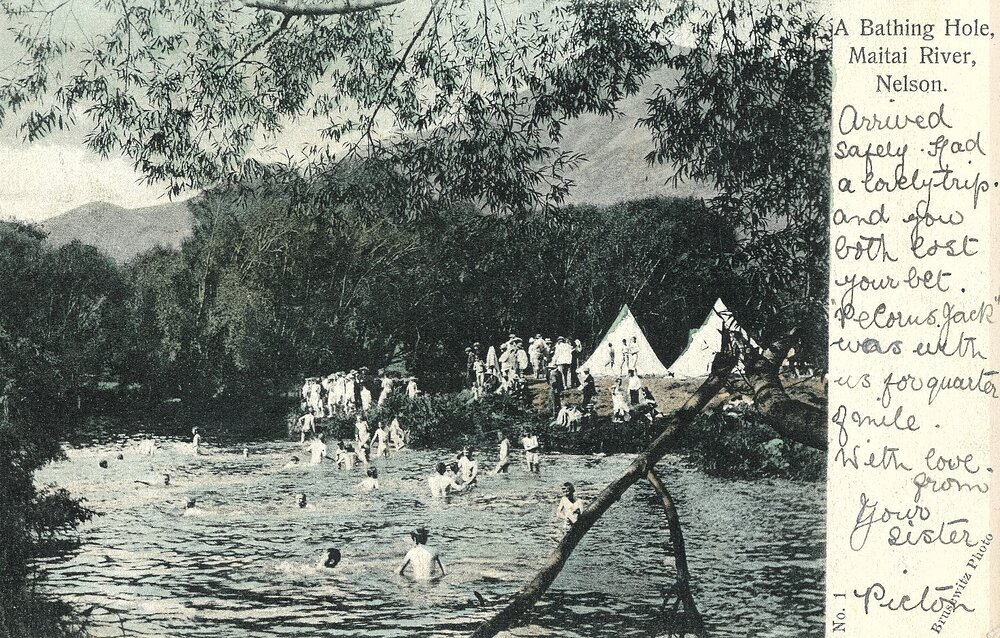 Swimming spot in the Maitai River / Mahitahi