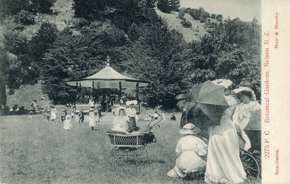 Children at the Botanical Gardens