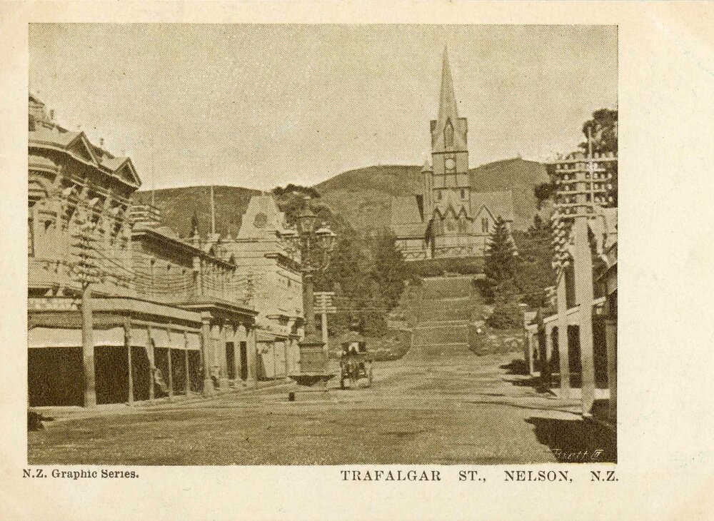 Symons Memorial in Trafalgar Street