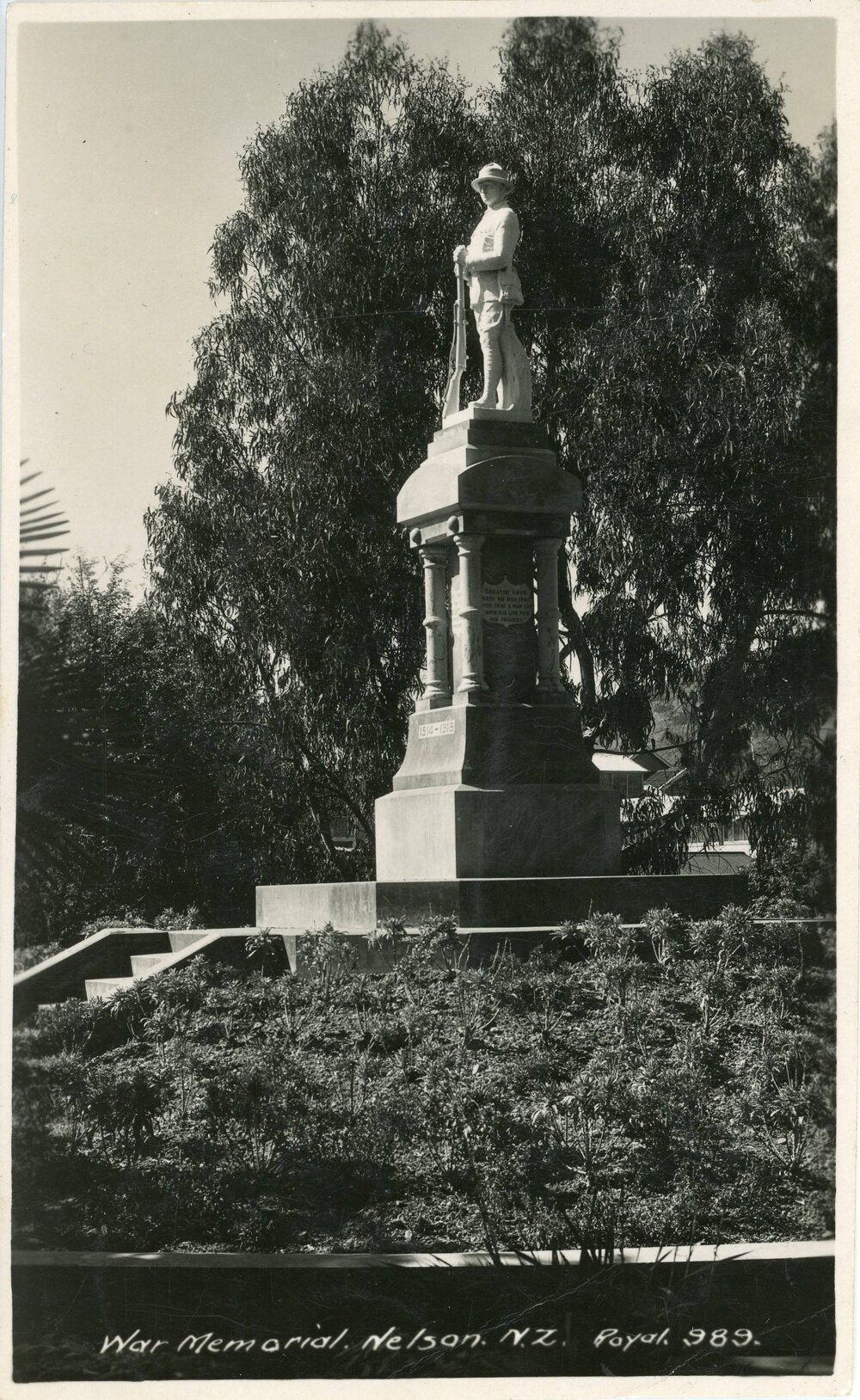 Soldiers Memorial in Nelson