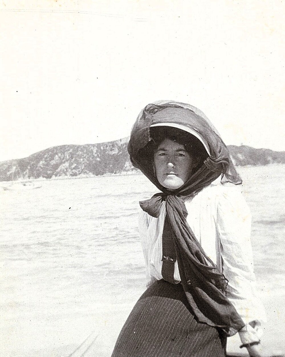 Yachting attire for young ladies