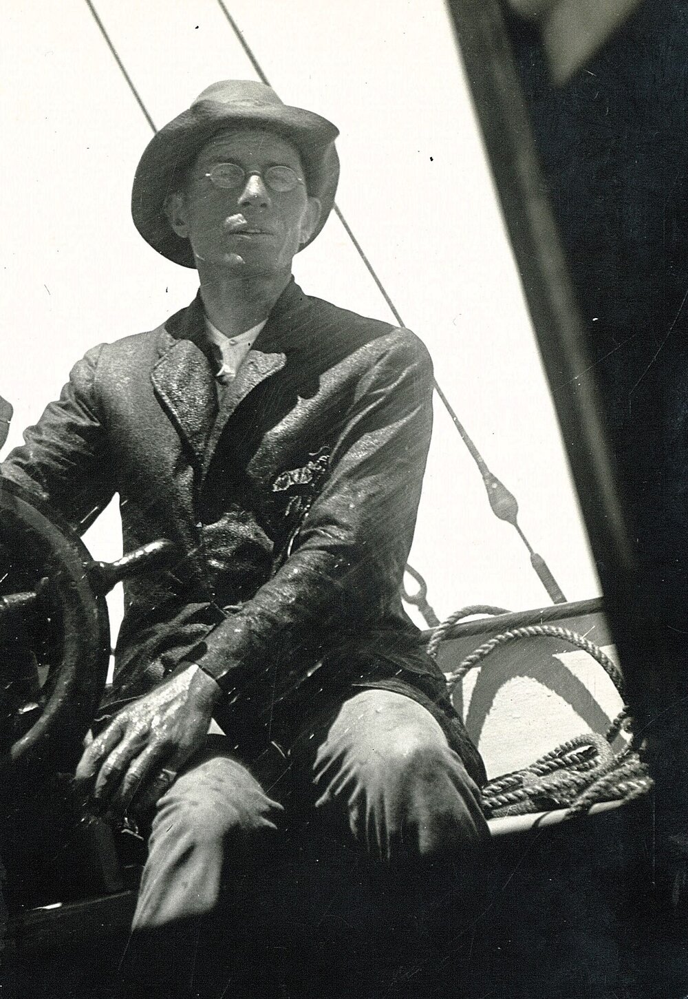 Steering the yacht on a wet day