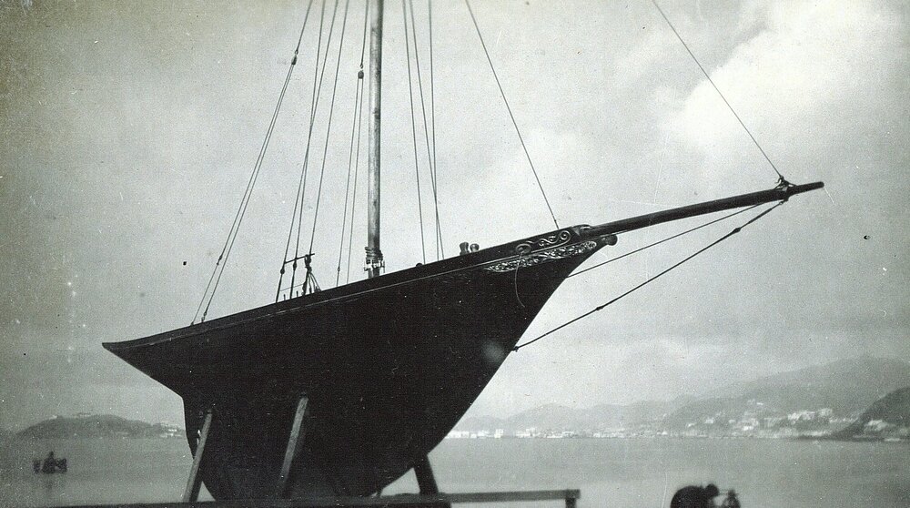 Bow of boat with decoration