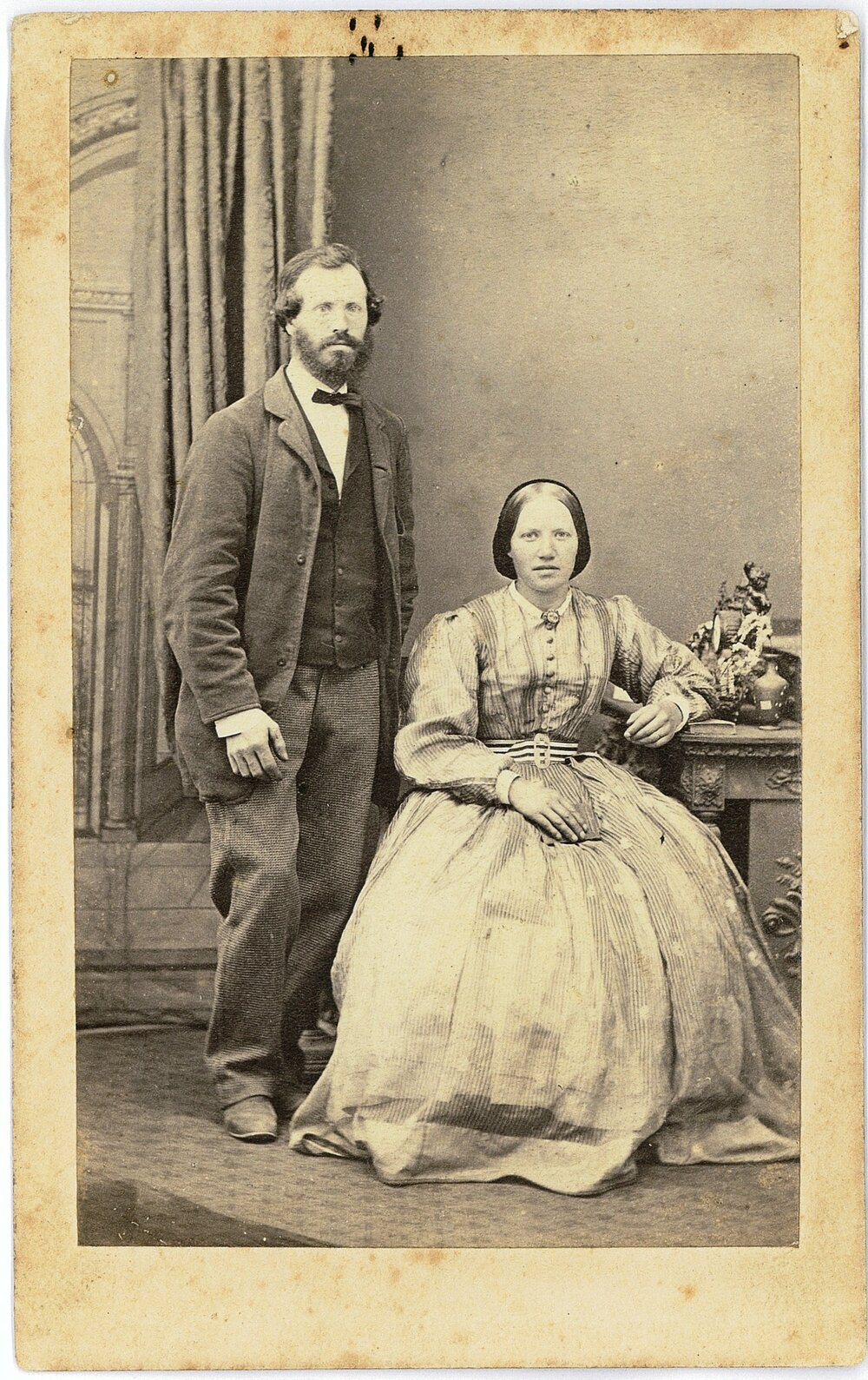 Unknown couple 1800s