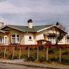 Beach Road-Stratford Street House