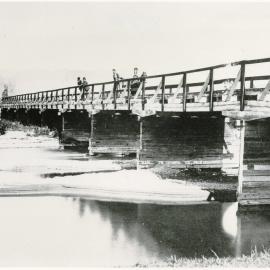 Cart bridge across the Wai-iti River