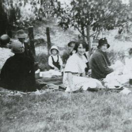 Esme Fenn and Mrs Fenn at a picnic
