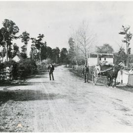 Road outside the Forest Inn, Wakefield, 1880s