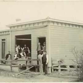 Building of James Thomas bootmaker 