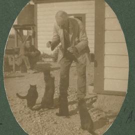 Austin Family Cats, 1920s