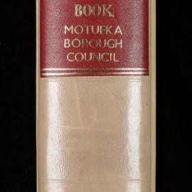 1975-1976 Motueka Borough Council Minute Book
