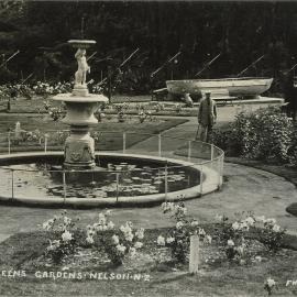 Queen's Gardens fountain