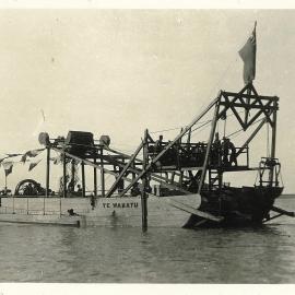 Te Wakatu Nelson dredge