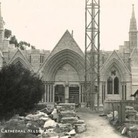 Construction of the new cathedral