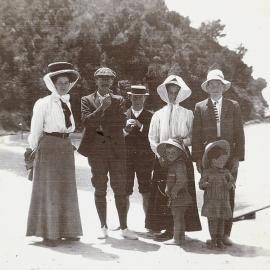 Glasgow family at the beach