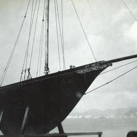 Bow of boat with decoration