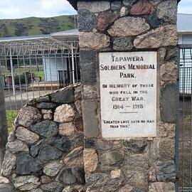 Tapawera War Memorial Gates